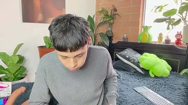 Živý XXX chat Andy_Belier23