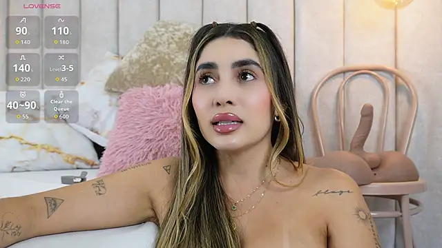 Annyy_Rosse's Webcam Show