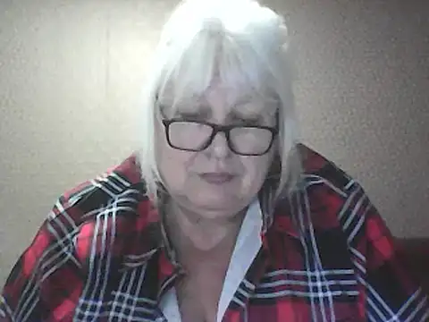 Alexia64231のライブXXXチャット