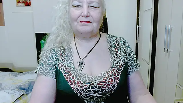 GrannyAlisa's Webcam Show