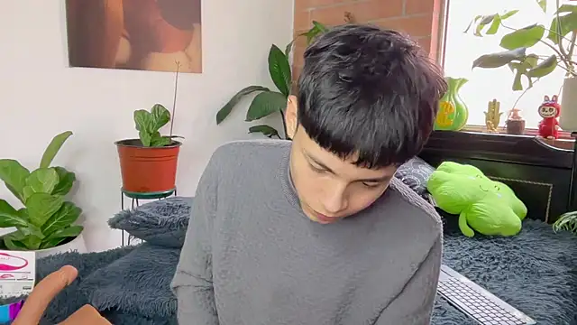 XXX chat uživo modela Andy_Belier23