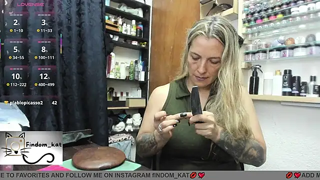 Katt-findom Webcam-Show