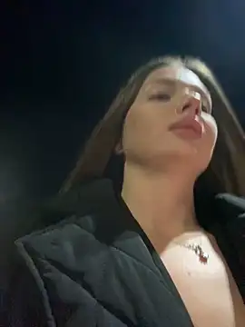 XXX chat uživo modela KrisMagnoly