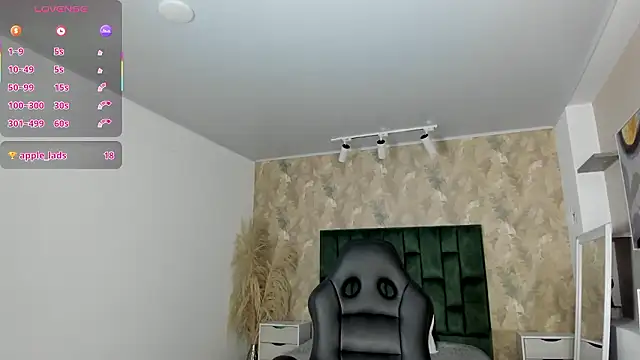 april_dumont Adlı Modelin Canlı XXX Sohbeti