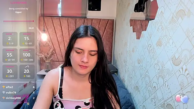 Zoe__Taylor__のライブXXXチャット