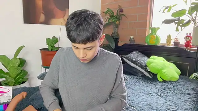 Chat XXX en directo de Andy_Belier23