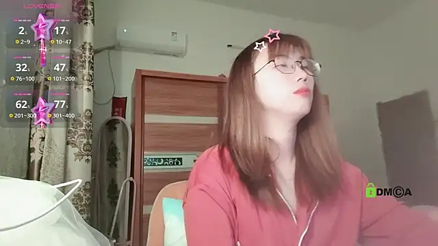 Lili_666: онлайн-секс-чат