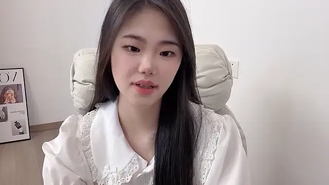 suki-1: онлайн-секс-чат