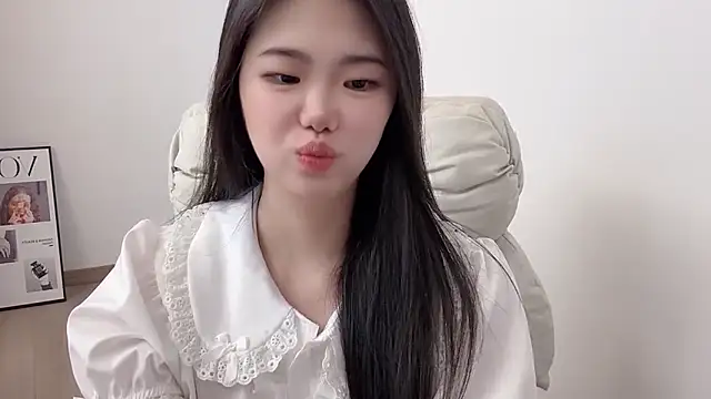 suki-1 Live XXX-Chat