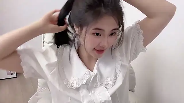 suki-1 Live XXX-chat