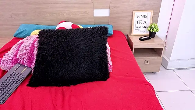 Онлайн чат XXX kenya_joy