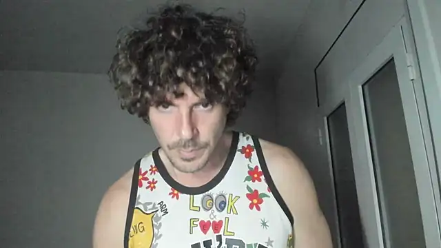 joaquin420_hot 网络视讯表演