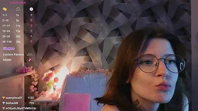 Mona_Looj's Live XXX Chat