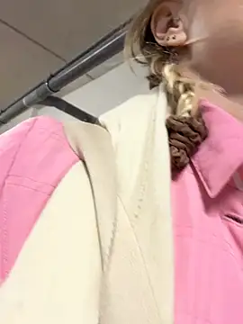 Weettyy's Live XXX Chat