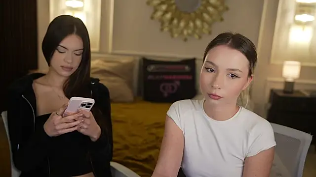 Milana_angell 即時 XXX 聊天