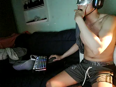 boyhigh1997 即時 XXX 聊天