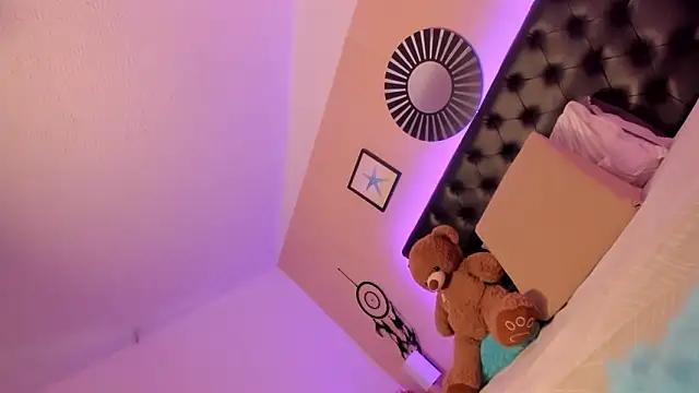 Chat +18 de LolaVillalobos ao vivo