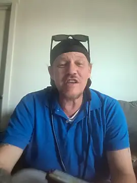 yourMasterisBored: онлайн-секс-чат