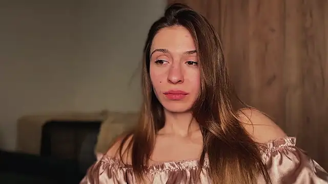 LovelyKatea élő XXX-chatje