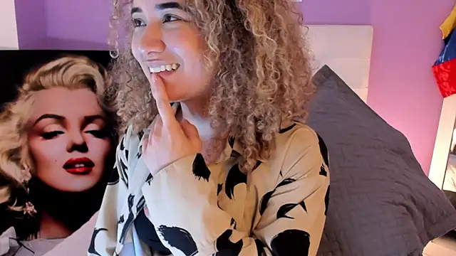 Czat XXX na żywo – Charlotte11-11