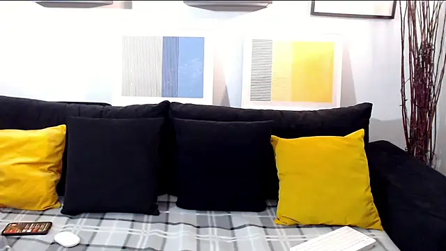 Вебкам-шоу LaraLloveBliss