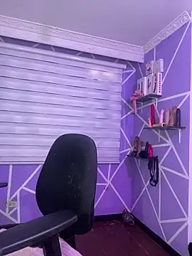 MiiaaJoness Live XXX-chat