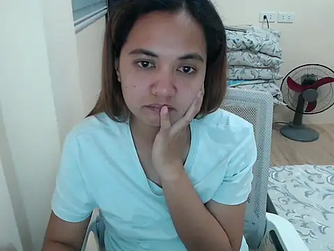 xTheLastVIRGINx 即時 XXX 聊天