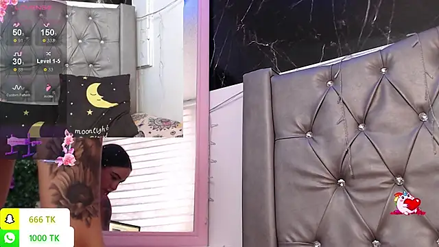 LAILAGUMMY Live XXX Chat