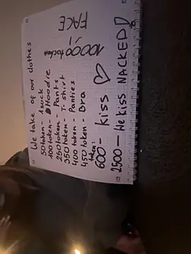 playandhaveafun Show in webcam