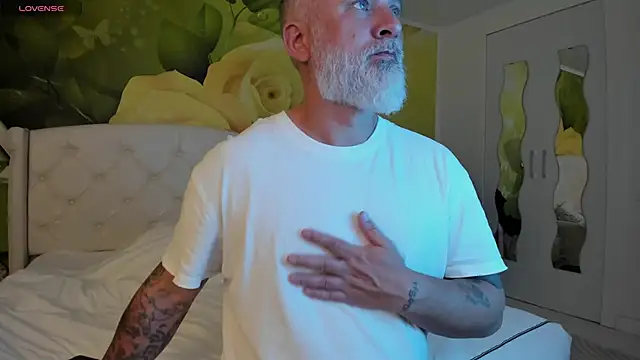 BlowMyXXL Webcam-Show