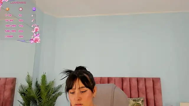 tati_saldarriaga Live XXX Chat