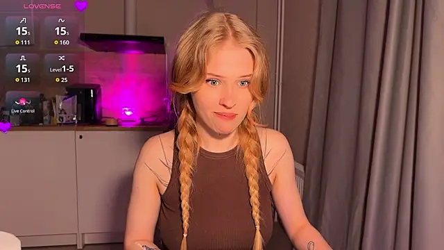 lisa_barbie's Live XXX Chat