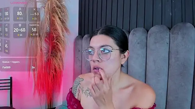 Lanadelrey_1: απευθείας συνομιλία ΧΧΧ