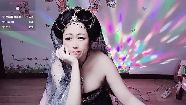 Chat XXX ao vivo de LuckyCute-Tutu