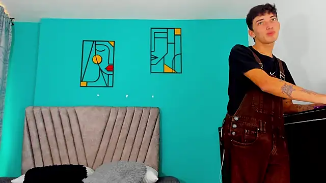 Maikol_Ortiz Chat XXX live