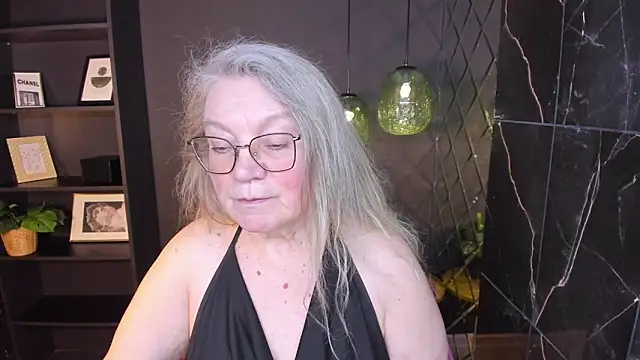 NataliMellow's Live XXX Chat