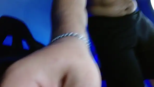 SexyBoy-Bigclit's Live XXX Chat