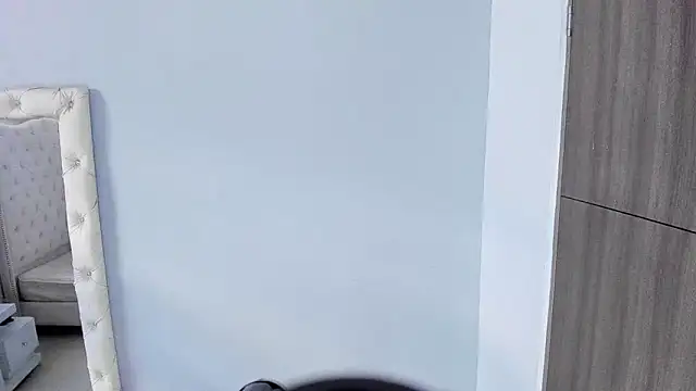 Lucii_fer_ Chat XXX live