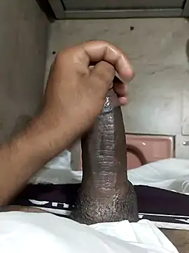 8inchhere Show in webcam