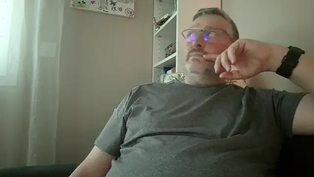 doudou310 Webcamshow