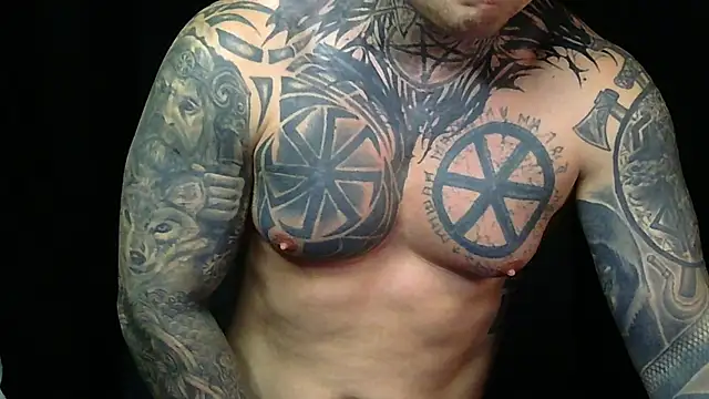 devilWithTats Adlı Modelin Canlı XXX Sohbeti