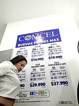 Luna--7 Live XXX-chat