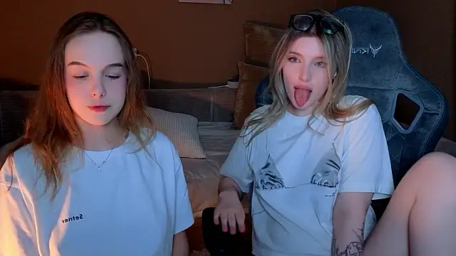 honey_kors élő XXX-chatje