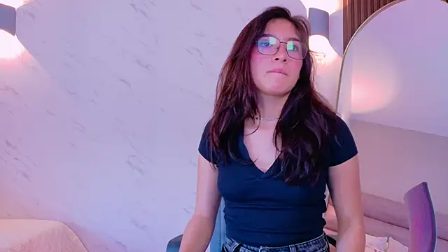 MiiaCullens' Live XXX Chat