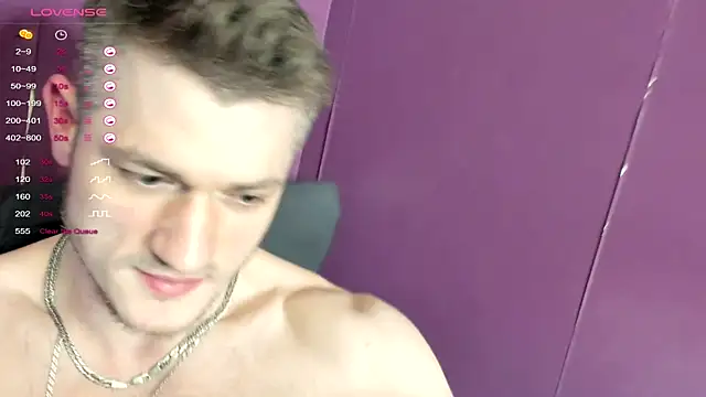 Czat XXX na żywo – freddy_prett