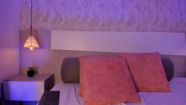 Chatroom XXX en direct de Vittoria__rossi