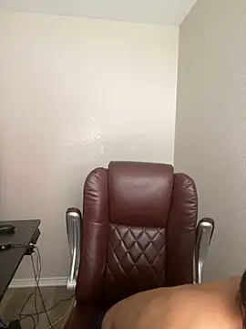 Fathero1time 即時 XXX 聊天