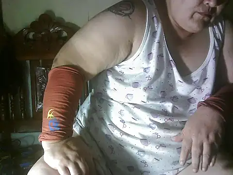 bigmommaxxx81's Live XXX Chat