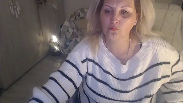 دردشة Divineblond الجنسية المباشرة