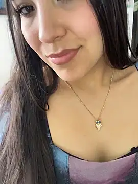 Chatroom XXX en direct de Mayka_sex